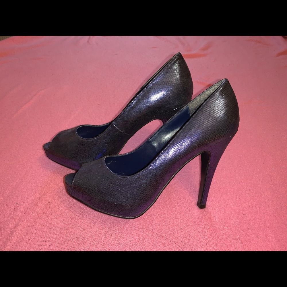 Gorgeous metallic purple/blue peep toe heels